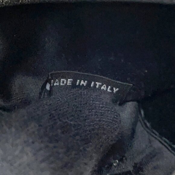 MIUMIU Matelassé Round Shoulder Bag Leather Silver 5BH191 - Picture 8 of 9